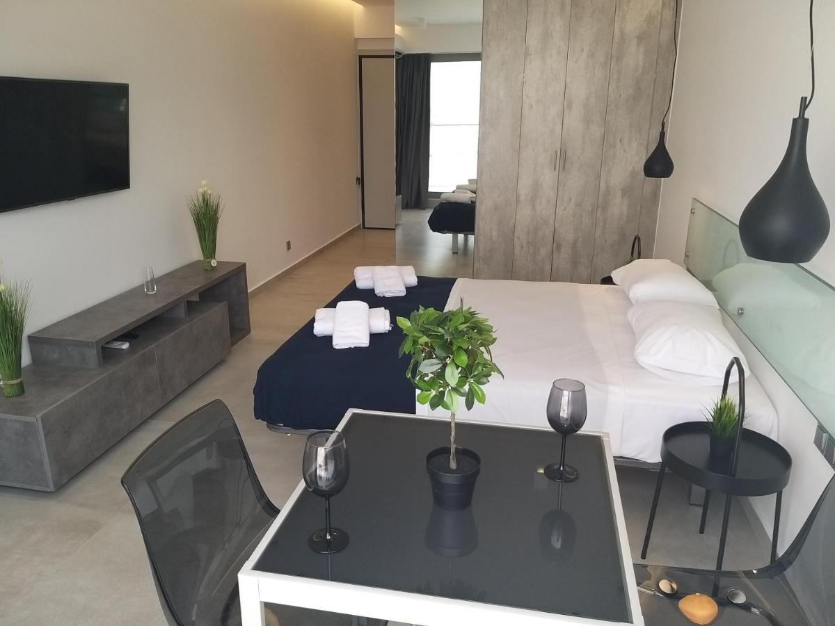 Amazing Apartments @ Aiolou Str. Atenas Exterior foto