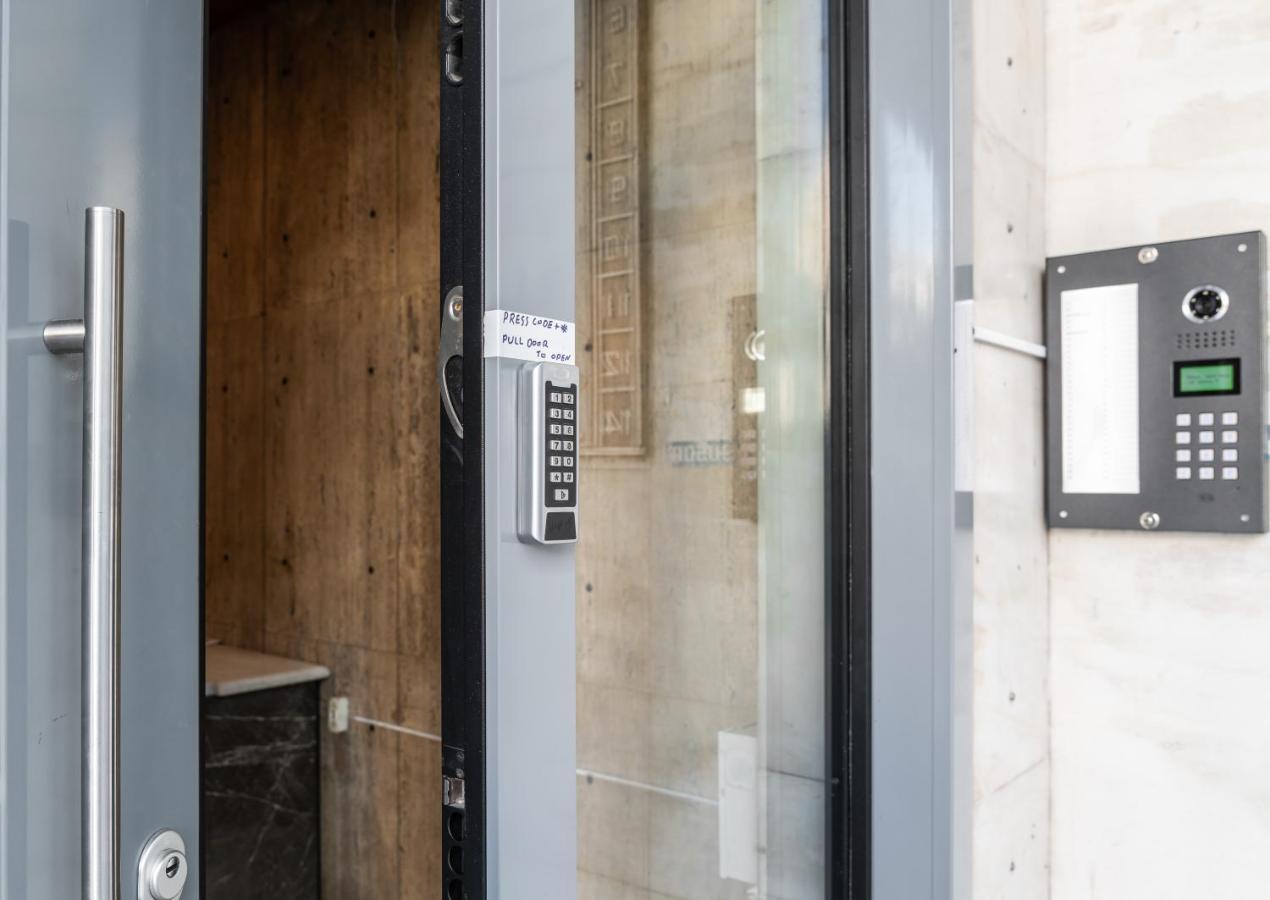 Amazing Apartments @ Aiolou Str. Atenas Exterior foto